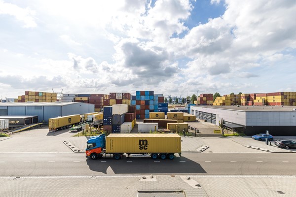Medium property photo - Smirnoffweg 34, 3088 HE Rotterdam